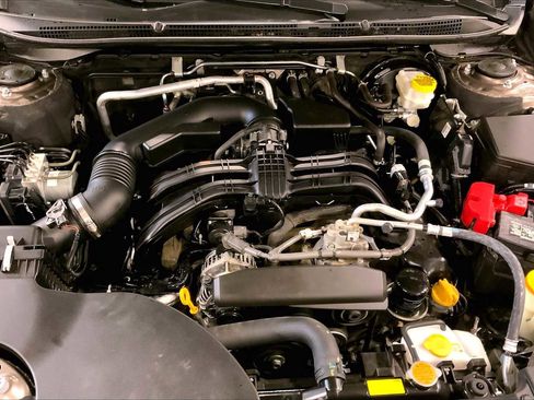 Certified 2021 Subaru Outback Limited image 30