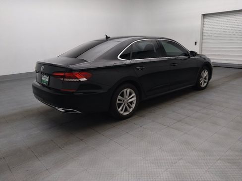 Used 2020 Volkswagen Passat 2.0T SE FWD image 11