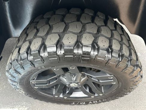 Used 2012 RAM 1500 Sport w/ Sport Premium Group image 26