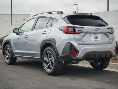 Used 2025 Subaru Crosstrek 2.0i Premium w/ Crosstrek Mirror Package image 3