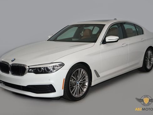 Used 2019 BMW 530i w/ Convenience Package image 3