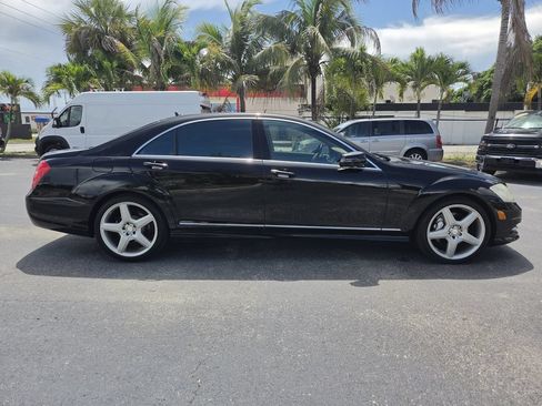 Used 2013 Mercedes-Benz S 550 w/ Sport Pkg Plus One image 6