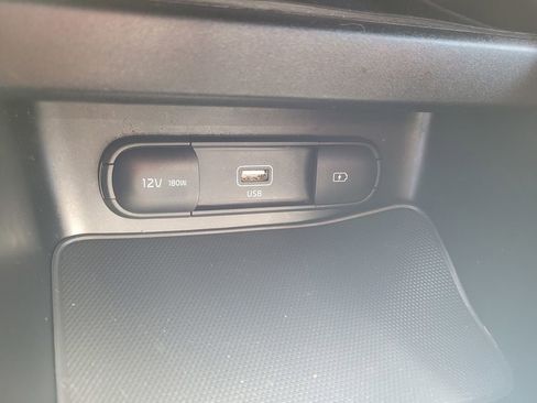 Used 2024 Kia Forte LXS w/ LXS Technology Package FWD image 19