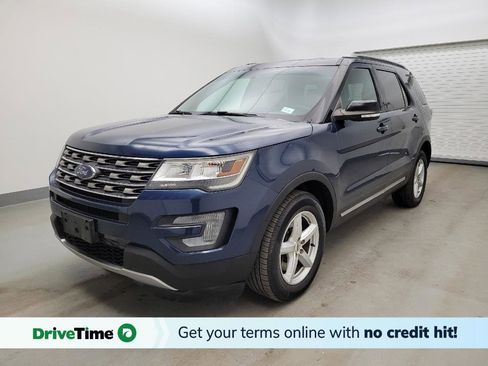 Used 2017 Ford Explorer XLT w/ Equipment Group 202A image 1