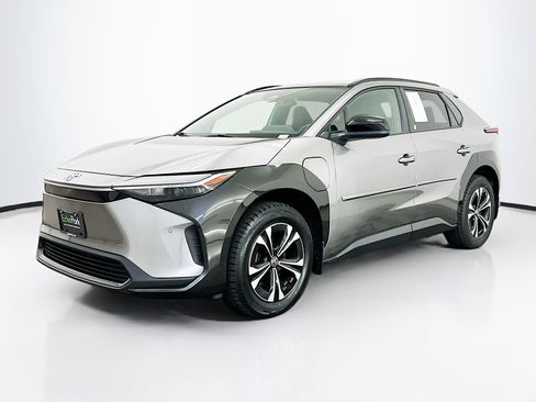 Used 2023 Toyota bZ4X AWD w/ Weather Package image 3