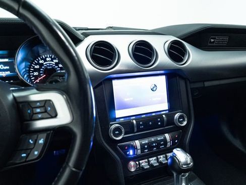 Used 2020 Ford Mustang Premium image 24