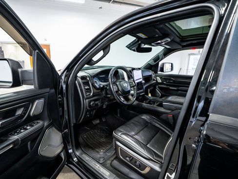 Used 2020 RAM 1500 Limited w/ Black Appearance Package image 34