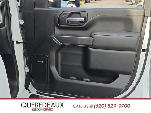 Used 2022 GMC Sierra 2500 AT4 w/ AT4 Premium Plus Package AWD/4WD image 31