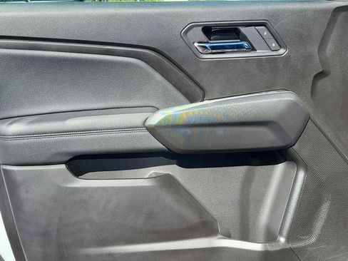 New 2025 GMC Canyon Elevation image 9