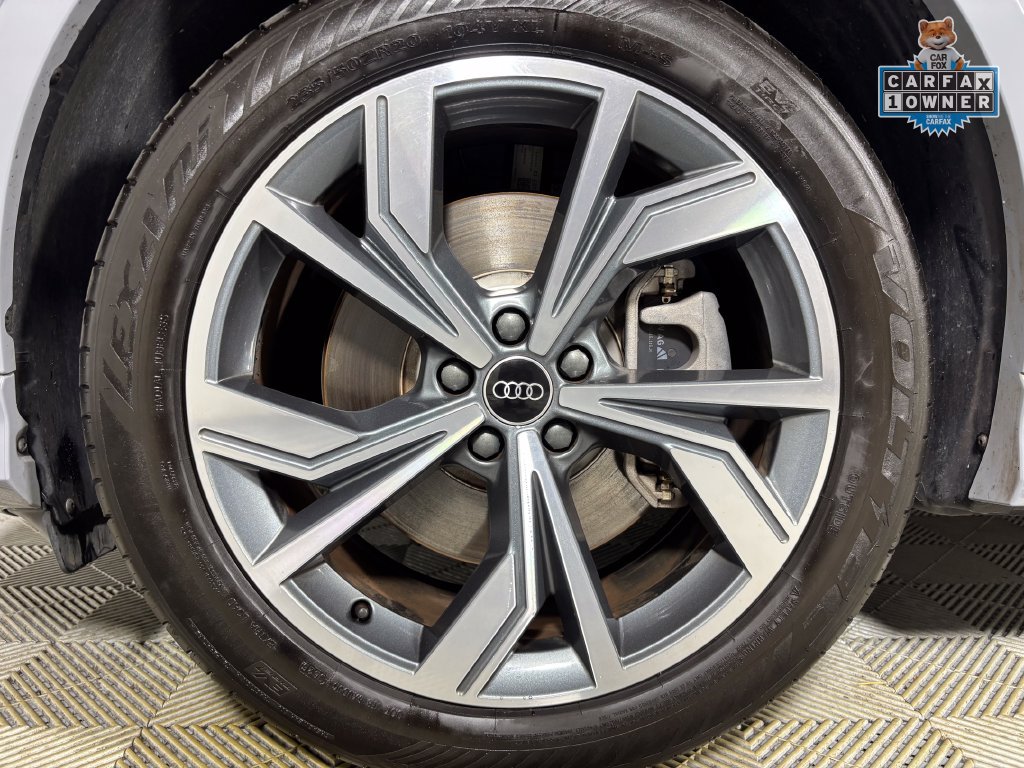Used 2024 Audi Q4 e-tron Premium Plus w/ Premium Plus AWD/4WD image 30