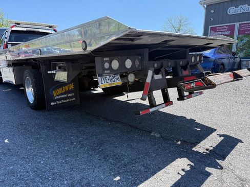 Used 2019 Ford F550 4x4 Regular Cab Super Duty image 6