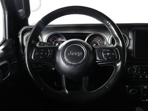 Used 2023 Jeep Gladiator Sport image 32