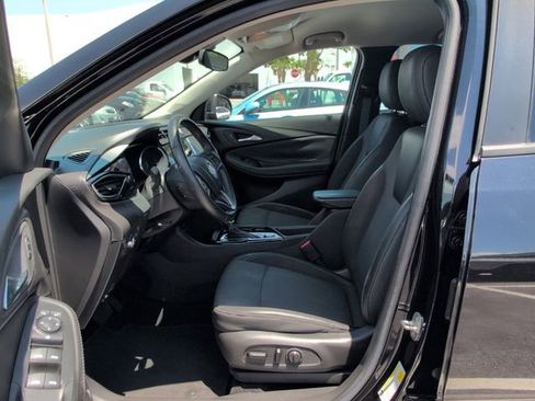 Used 2022 Buick Encore GX Preferred w/ Cold Weather Comfort Package FWD image 9
