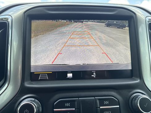 Used 2019 Chevrolet Silverado 1500 LT Trail Boss AWD/4WD image 19