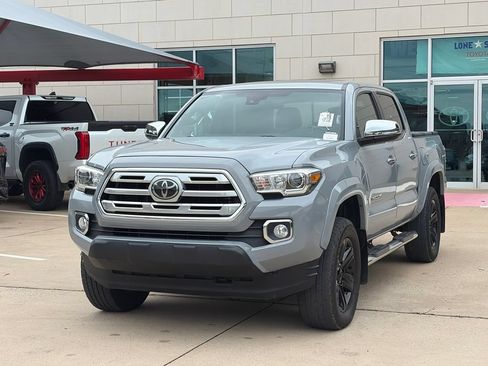 Used 2019 Toyota Tacoma Limited AWD/4WD image 4