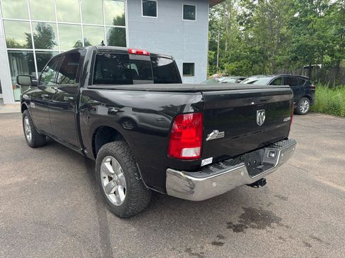 Used 2017 RAM 1500 Big Horn AWD/4WD image 3