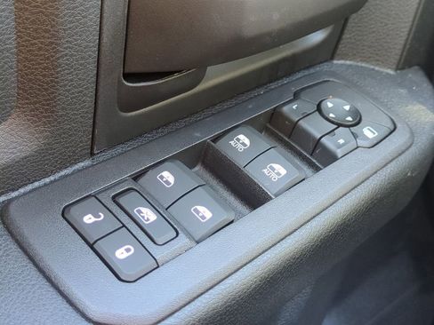 New 2025 RAM 2500 Tradesman image 25