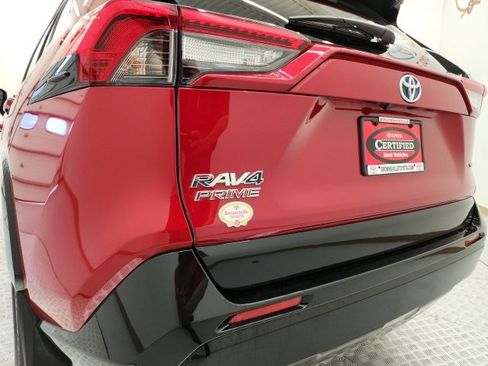 Certified 2023 Toyota RAV4 SE image 21