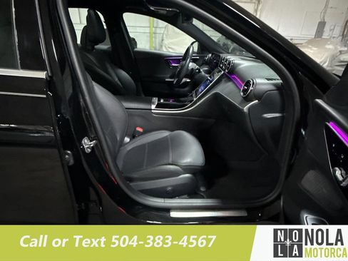 Used 2025 Mercedes-Benz C 300 Sedan image 31