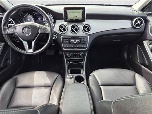 Used 2015 Mercedes-Benz GLA 250 4MATIC image 16