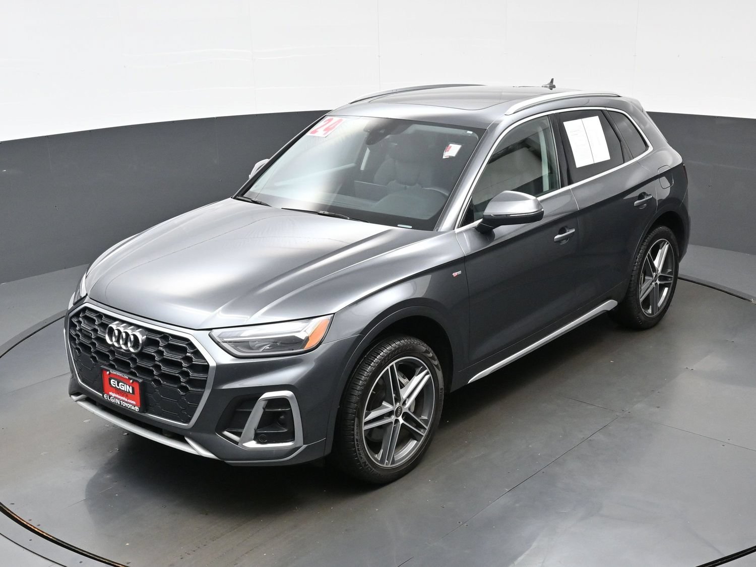 Used 2024 Audi Q5 e Premium Plus AWD/4WD image 38
