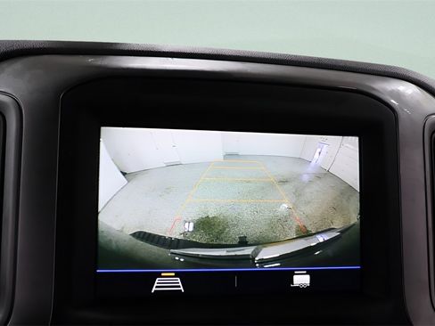 Used 2022 Chevrolet Silverado 2500 Custom image 13