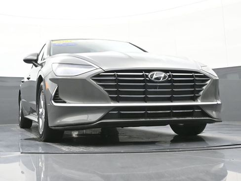Certified 2023 Hyundai Sonata SE w/ Preferred Accessory Package image 46
