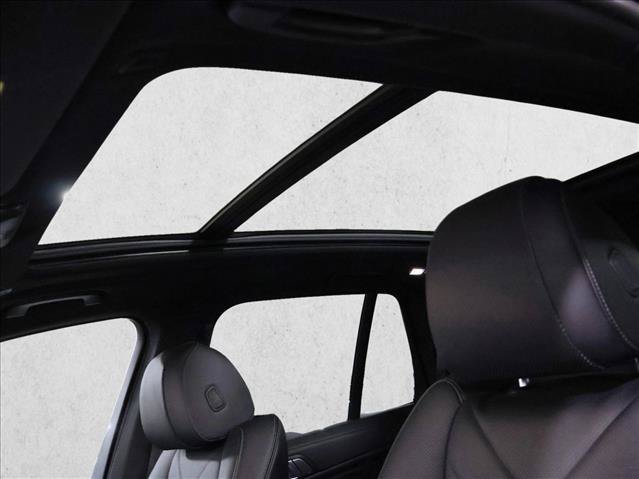 Used 2026 BMW X5 xDrive40i w/ M Sport Package AWD/4WD image 15