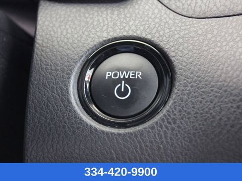 Used 2025 Toyota Camry LE image 11