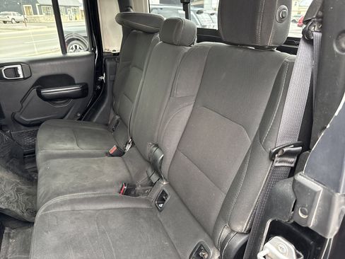 Used 2020 Jeep Gladiator Sport w/ Quick Order Package 24S image 13