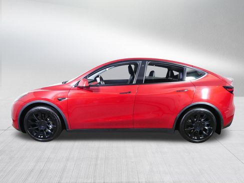 Used 2021 Tesla Model Y Long Range AWD/4WD image 4