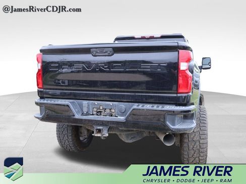 Used 2020 Chevrolet Silverado 2500 High Country AWD/4WD image 13