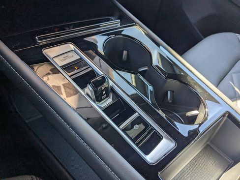 New 2025 Volkswagen Atlas Cross Sport SE image 24