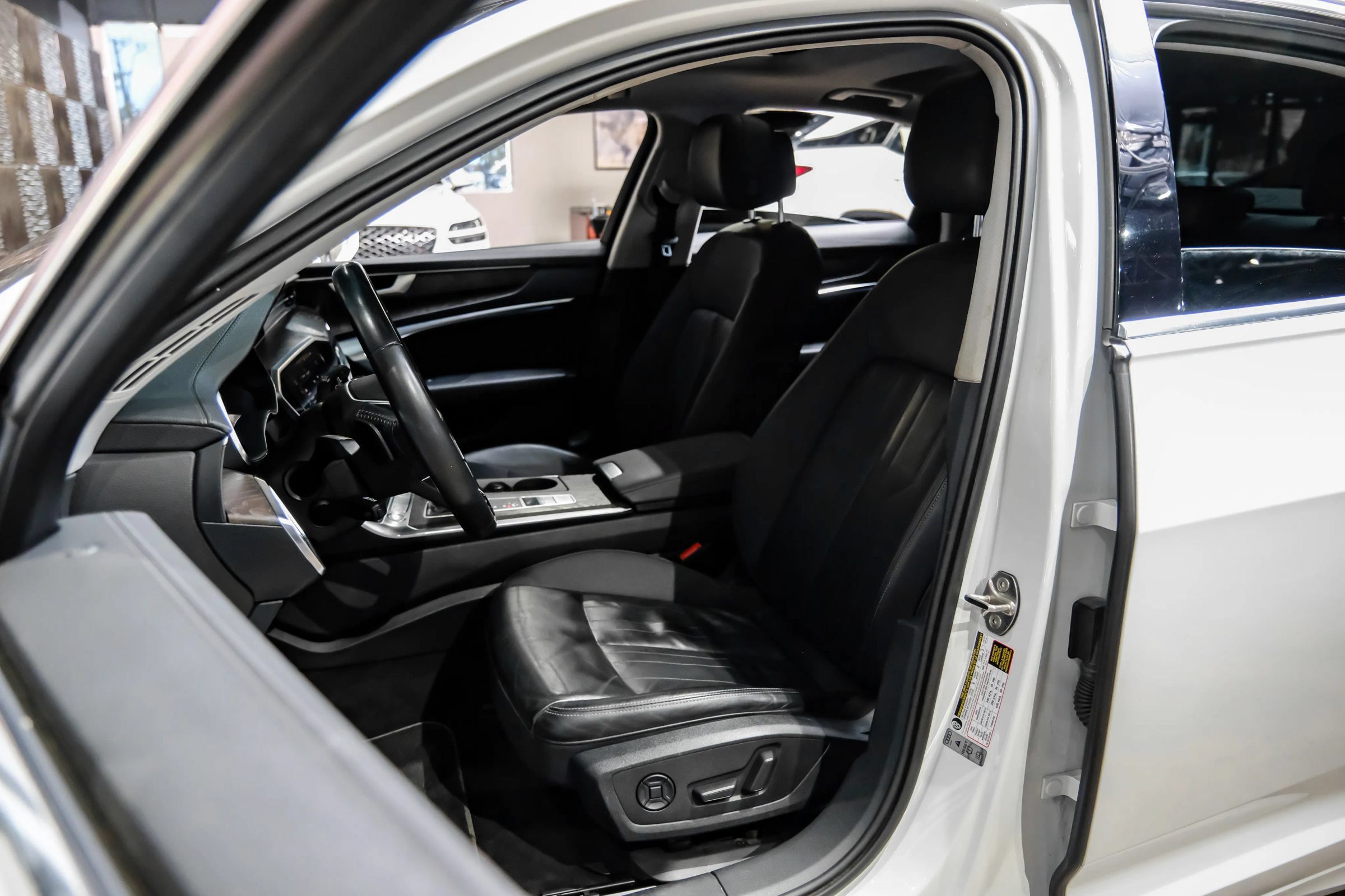 Used 2019 Audi A6 3.0T Premium w/ Convenience Package AWD/4WD image 30