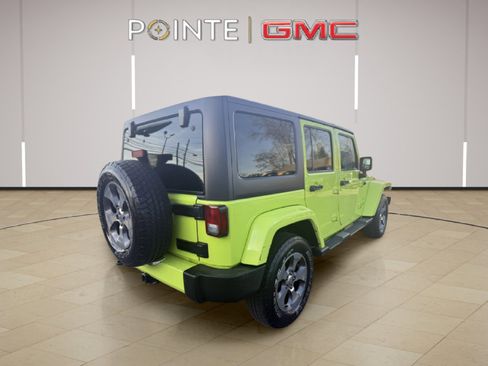 Used 2016 Jeep Wrangler Unlimited Sahara w/ Connectivity Group image 5