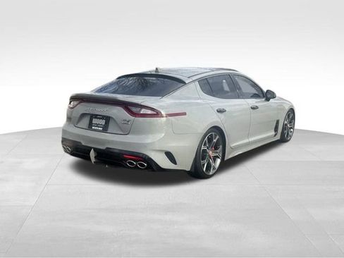 Used 2021 Kia Stinger GT2 image 8