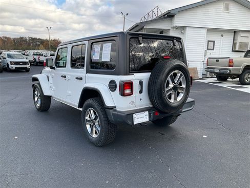 Used 2020 Jeep Wrangler Unlimited Sahara image 7