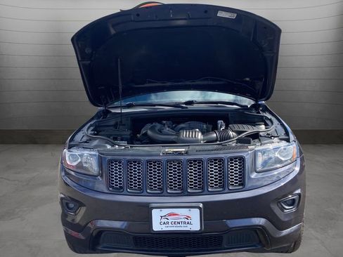 Used 2015 Jeep Grand Cherokee Altitude AWD/4WD image 31