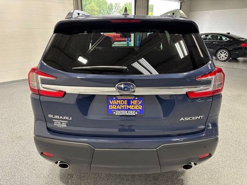 Used 2025 Subaru Ascent Premium AWD/4WD image 6