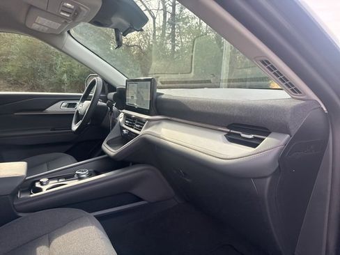 New 2026 Ford Explorer Active image 28