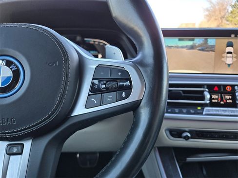 Used 2022 BMW X5 xDrive45e w/ M Sport Package image 28