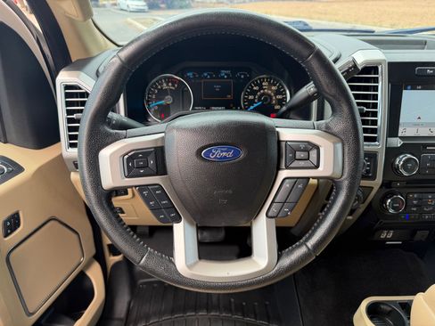 Used 2016 Ford F150 Lariat AWD/4WD image 16