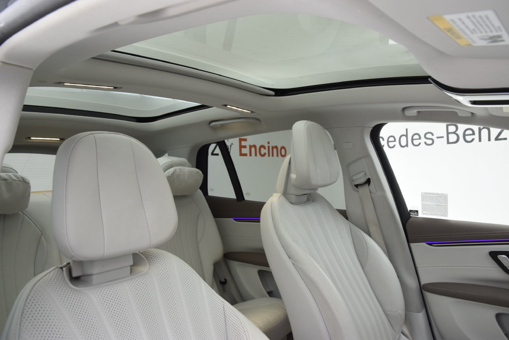 Used 2023 Mercedes-Benz EQS 450+ SUV image 18
