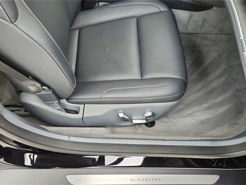 Used 2024 Lucid Air Touring image 22