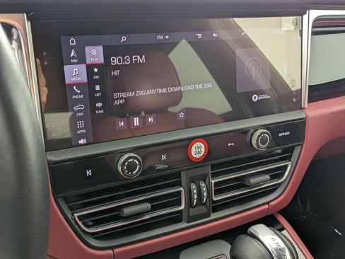 Certified 2024 Porsche Macan GTS AWD/4WD image 16