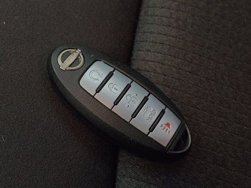 Used 2025 Nissan Altima 2.5 SV FWD image 32