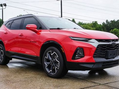 Used 2022 Chevrolet Blazer RS w/ Enhanced Convenience Package FWD image 2