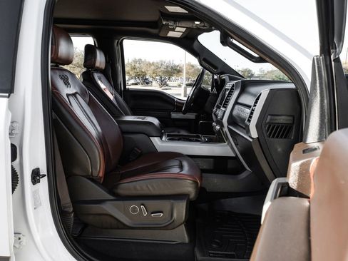 Used 2020 Ford F450 King Ranch w/ King Ranch Ultimate Package image 32