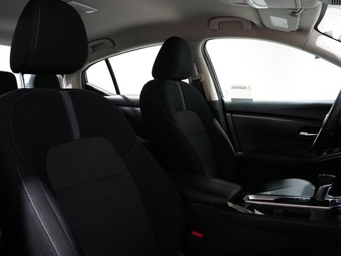 Used 2024 Nissan Sentra SV image 11