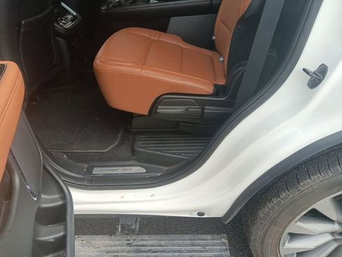 Used 2020 Lincoln Navigator Reserve image 18